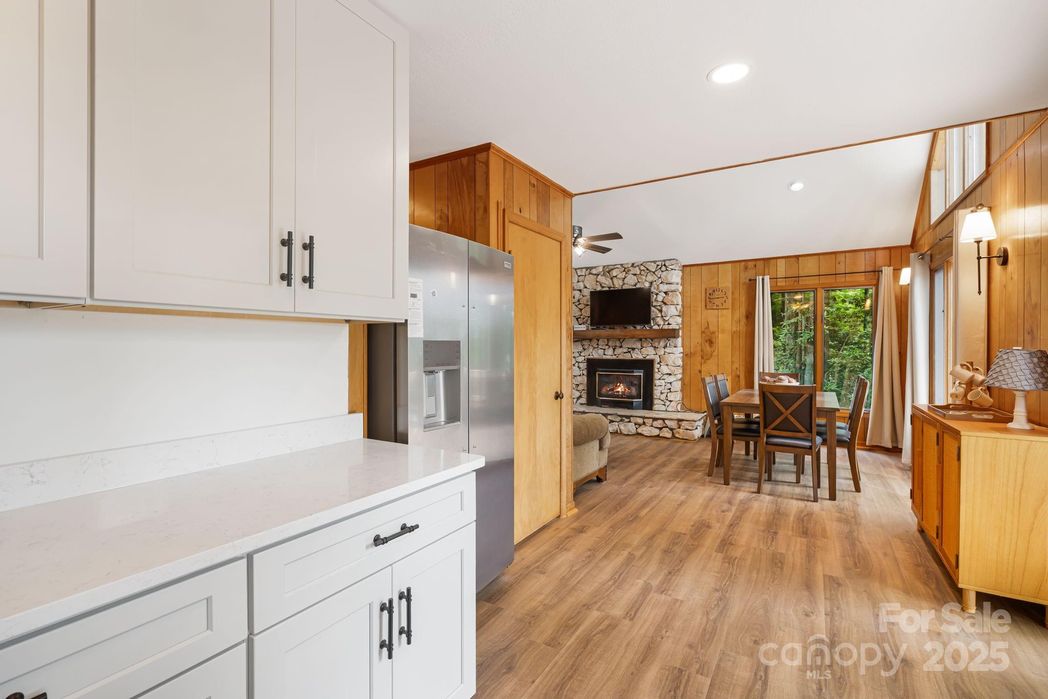 285 Fairway Loop Burnsville NC 28714