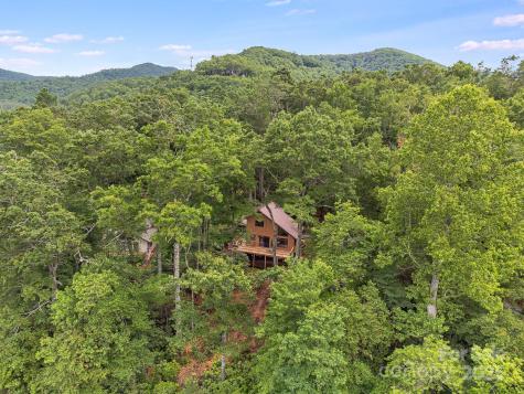 285 Fairway Loop Burnsville NC 28714