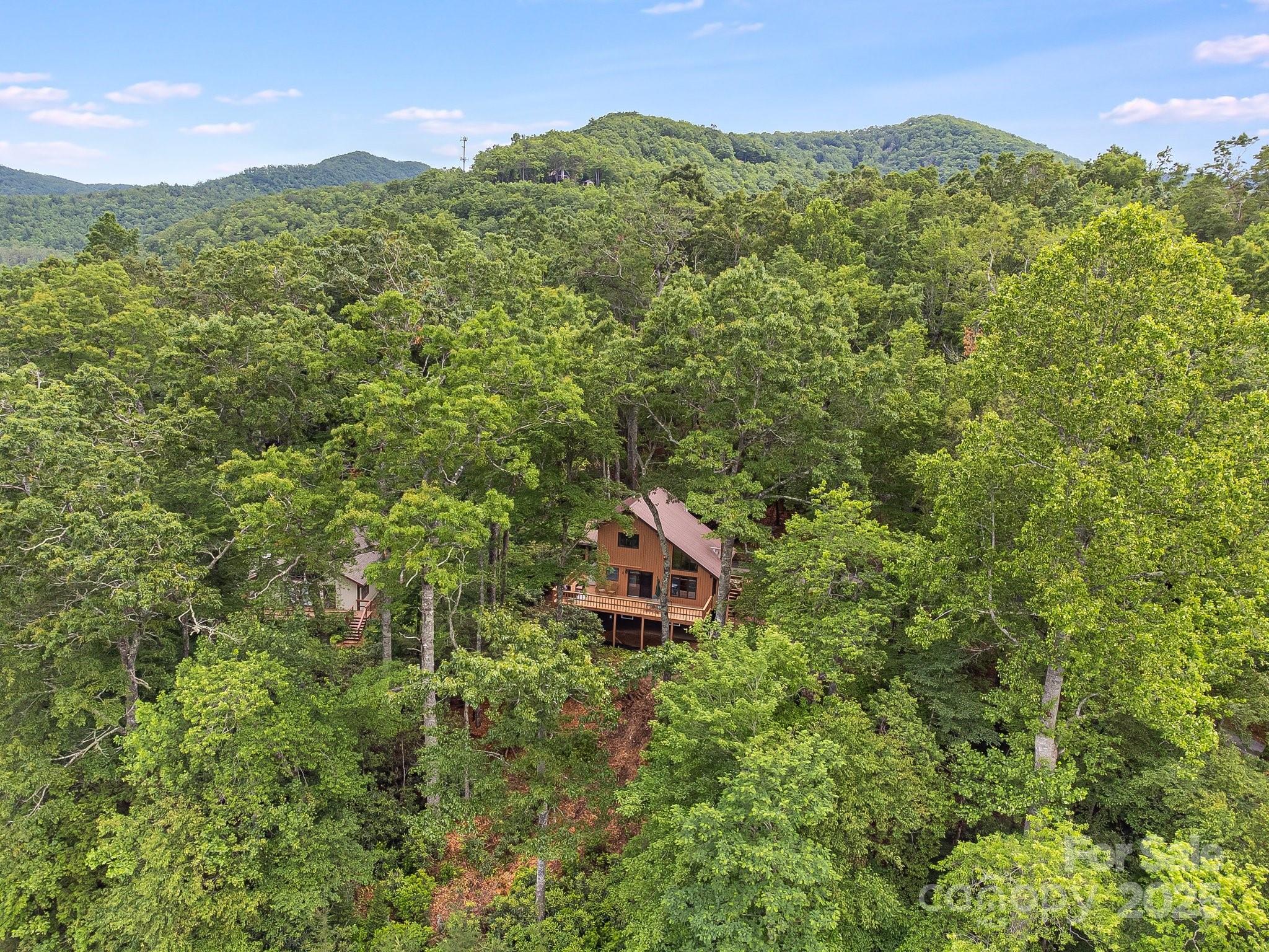 285 Fairway Loop Burnsville NC 28714