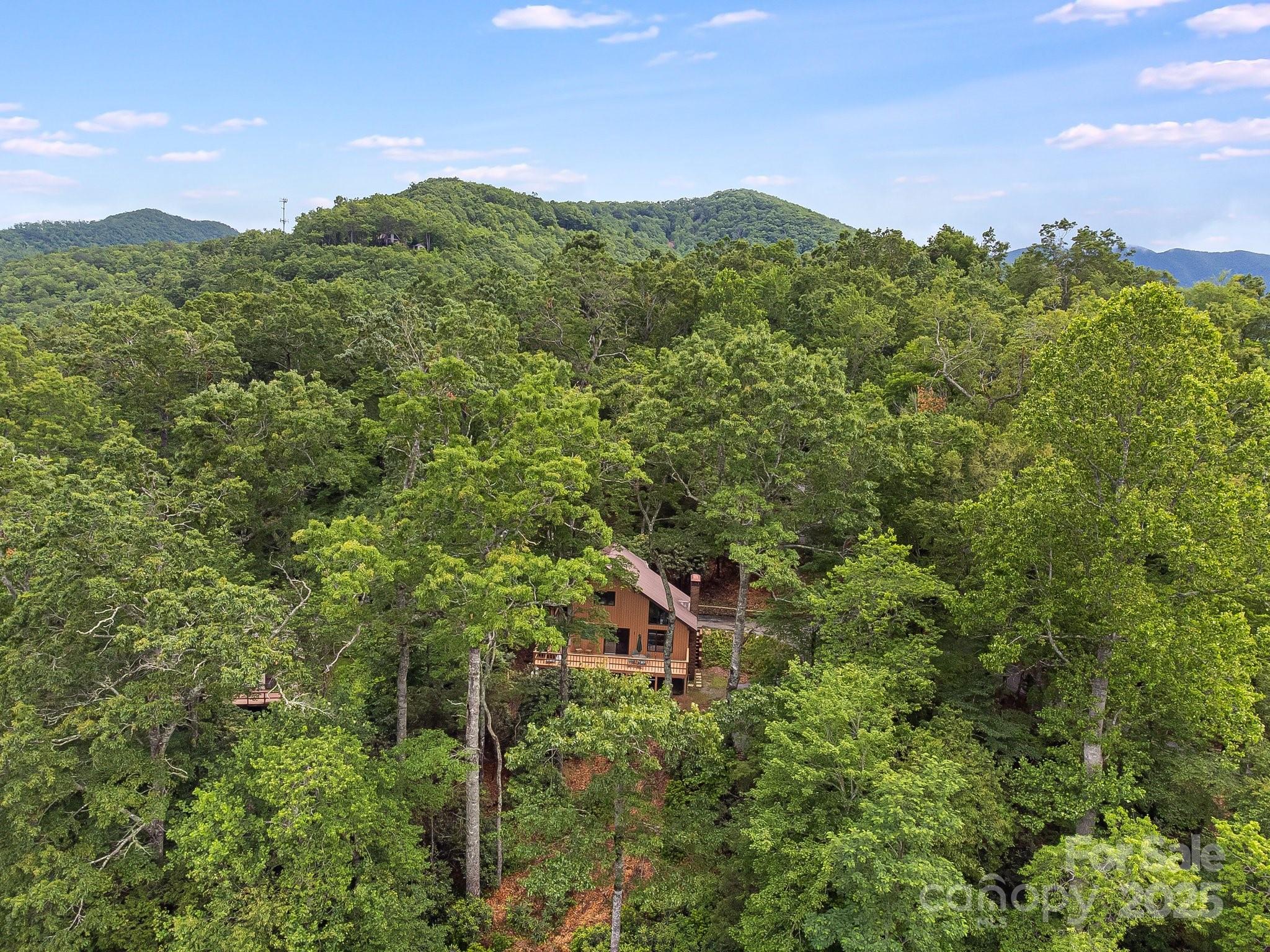 285 Fairway Loop Burnsville NC 28714