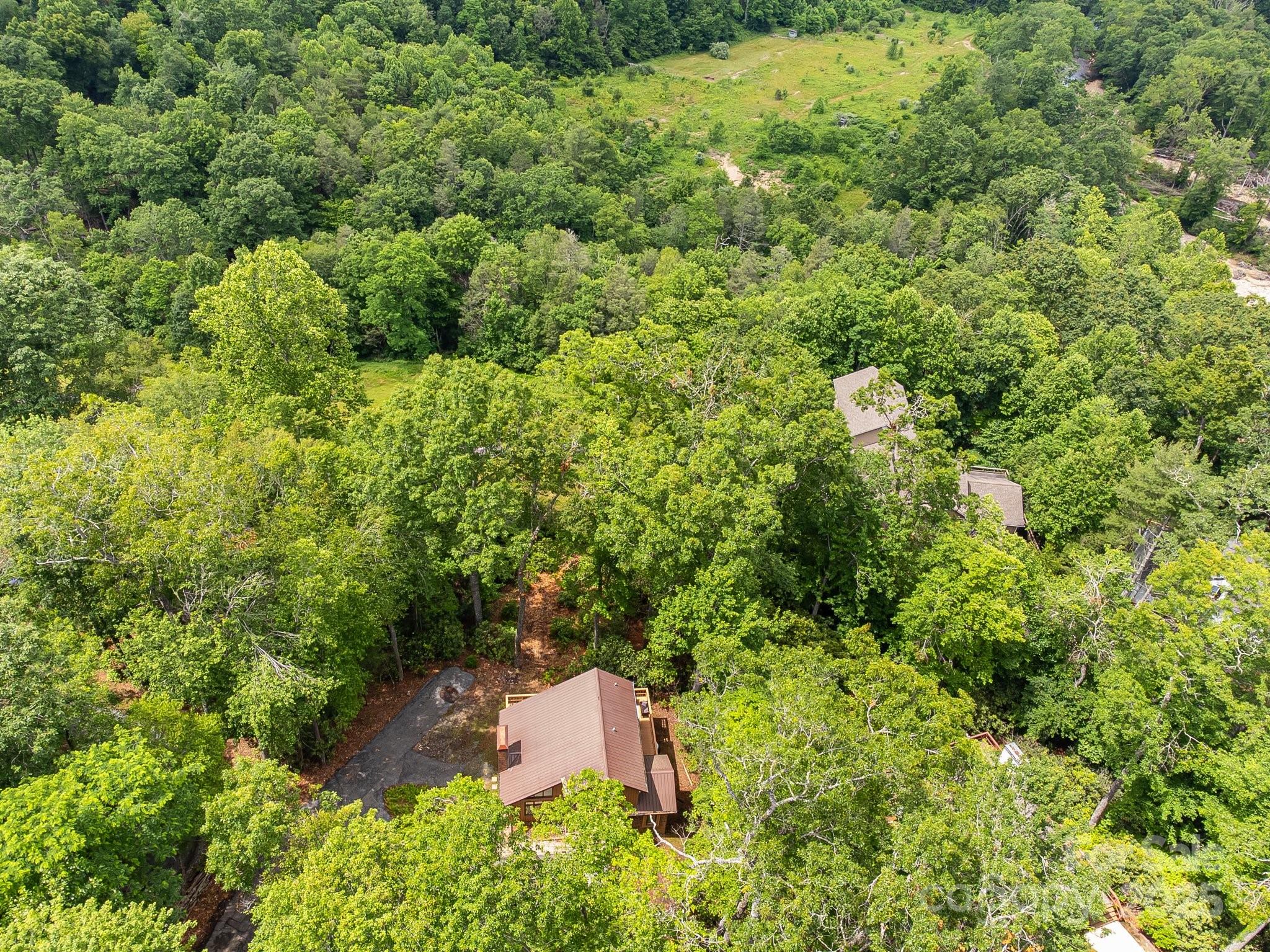 285 Fairway Loop Burnsville NC 28714