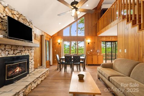 285 Fairway Loop Burnsville NC 28714