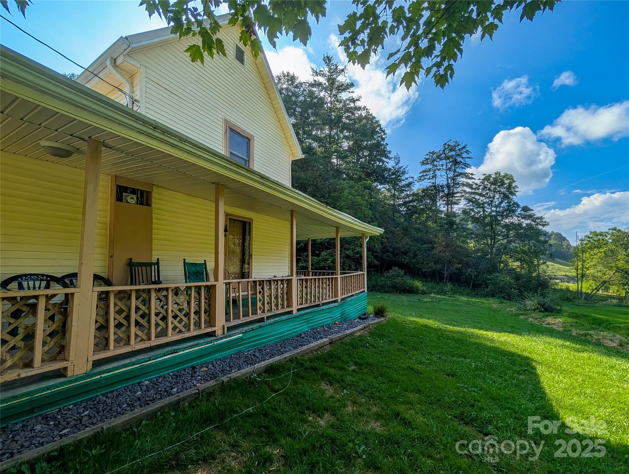 540 Pound Mill Branch Road NE Burnsville NC 28714