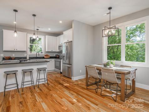 61 Vandalia Avenue Asheville NC 28806