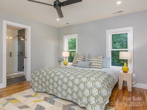 61 Vandalia Avenue Asheville NC 28806