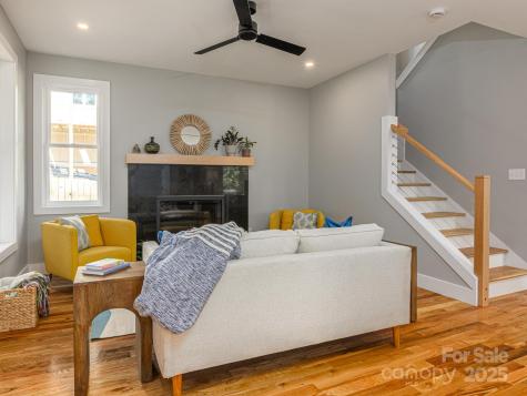 61 Vandalia Avenue Asheville NC 28806