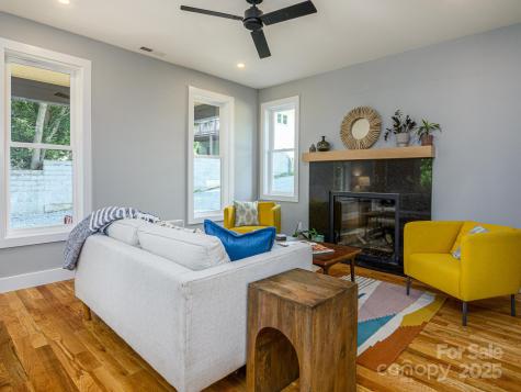 61 Vandalia Avenue Asheville NC 28806