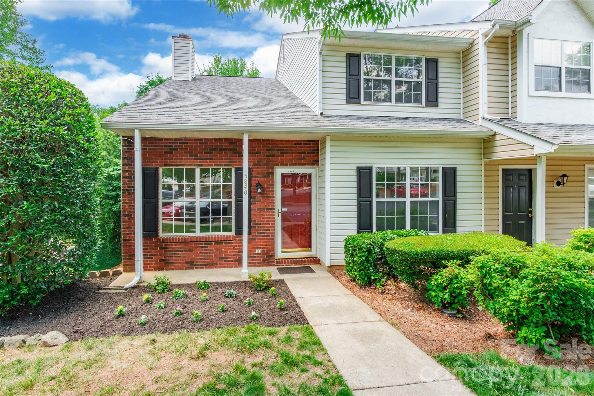 5840 Prescott Court Charlotte NC 28269