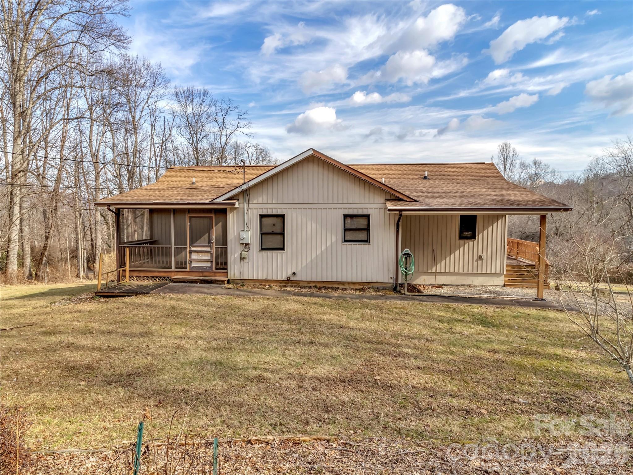 122 Vinewood Drive Waynesville NC 28786