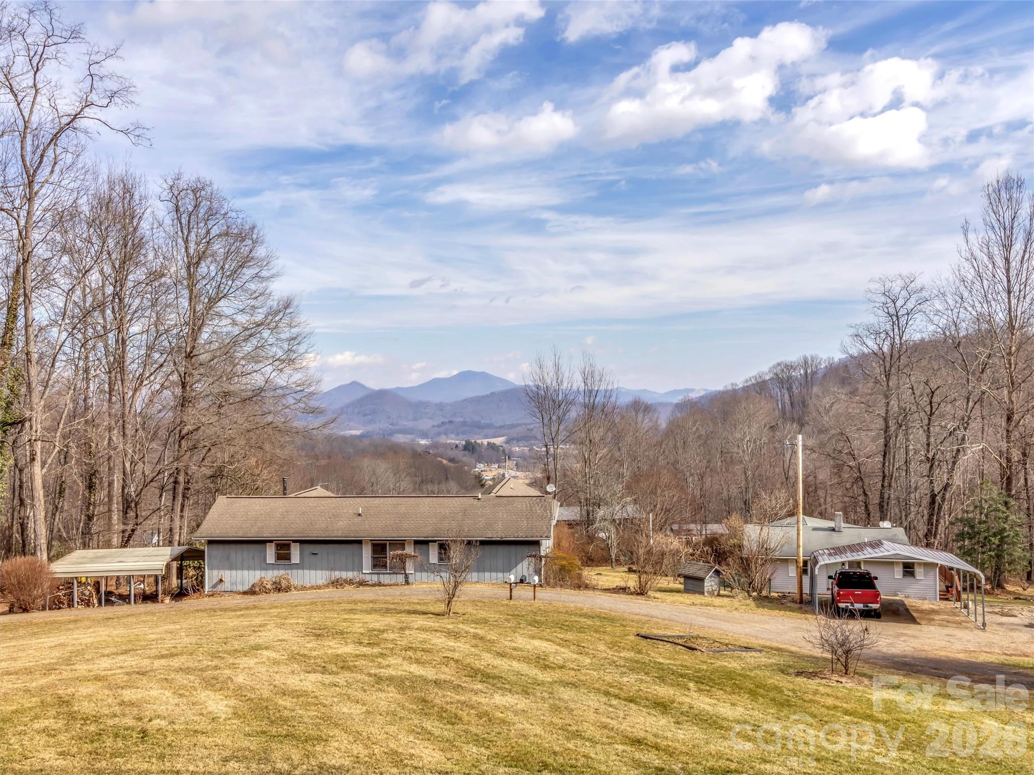 122 Vinewood Drive Waynesville NC 28786