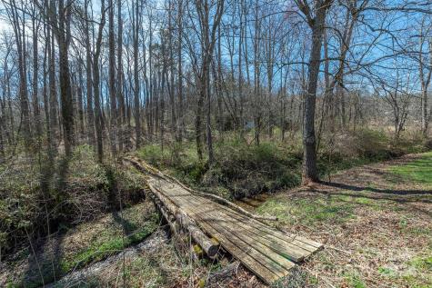 246 Miller Road Fairview NC 28730