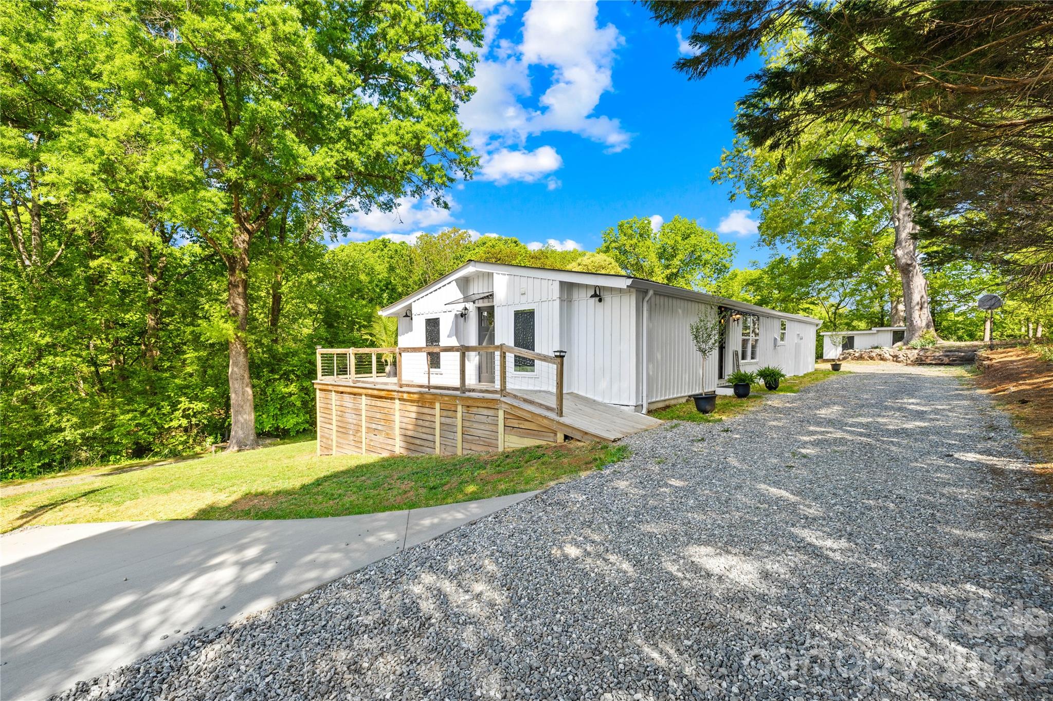 1285 Ring Tail Road Claremont NC 28610
