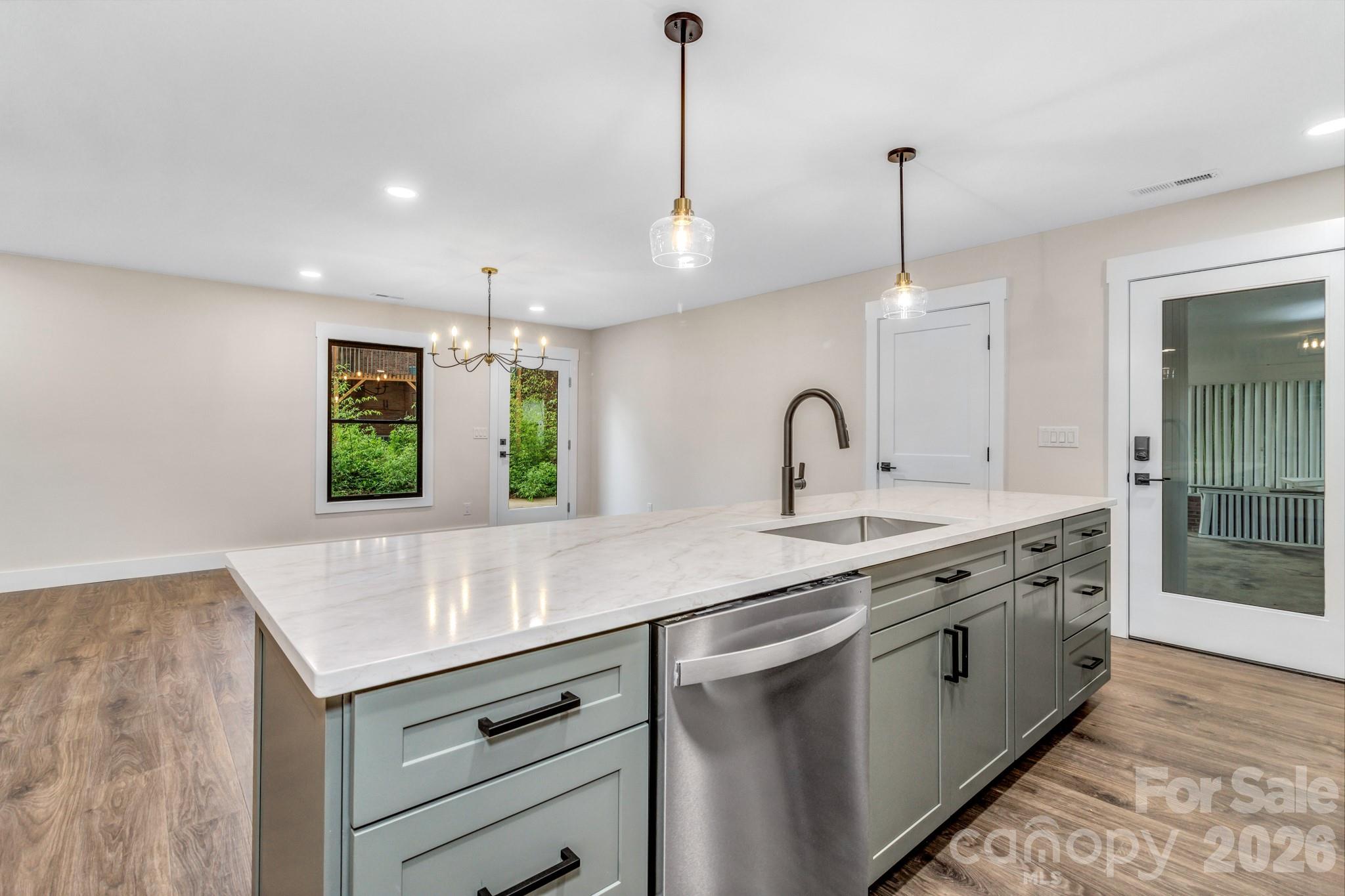 4 Barnes Road Asheville NC 28803