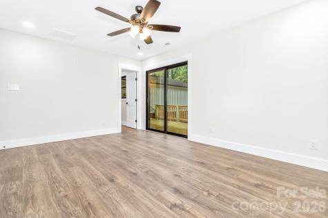 4 Barnes Road Asheville NC 28803