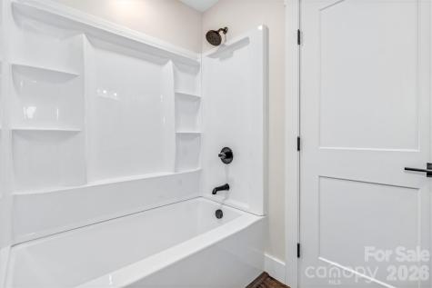 4 Barnes Road Asheville NC 28803