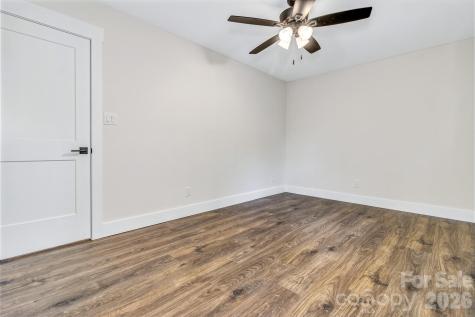 4 Barnes Road Asheville NC 28803