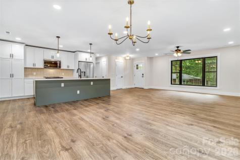 4 Barnes Road Asheville NC 28803