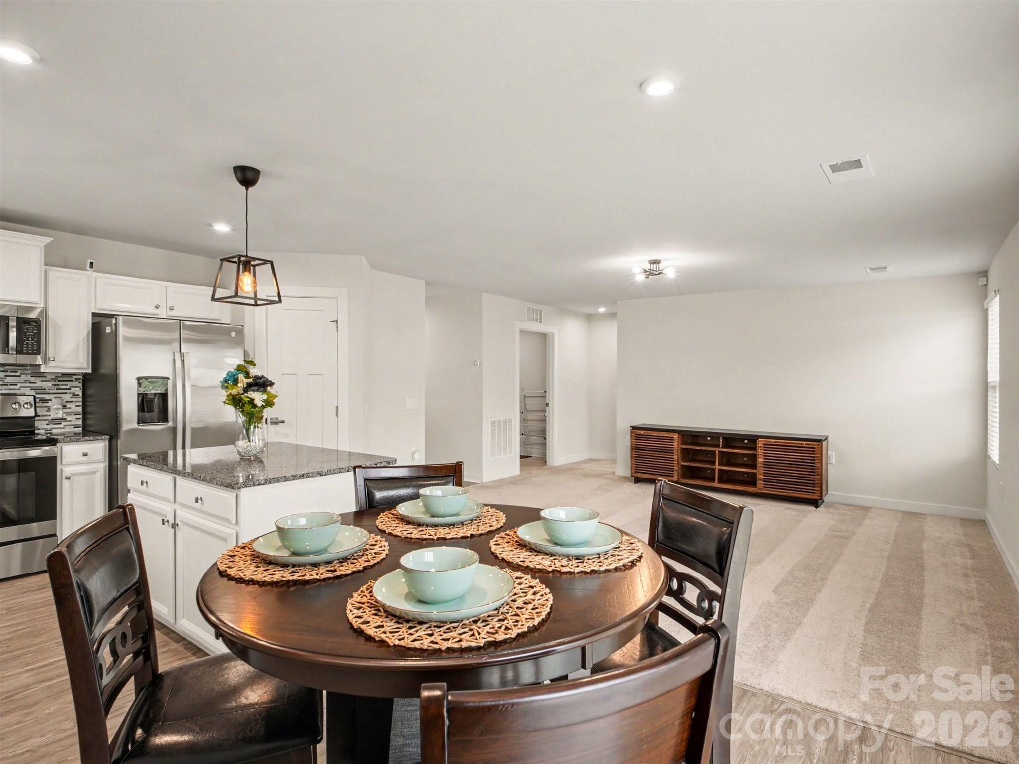 5513 Hughesdale Drive Charlotte NC 28215