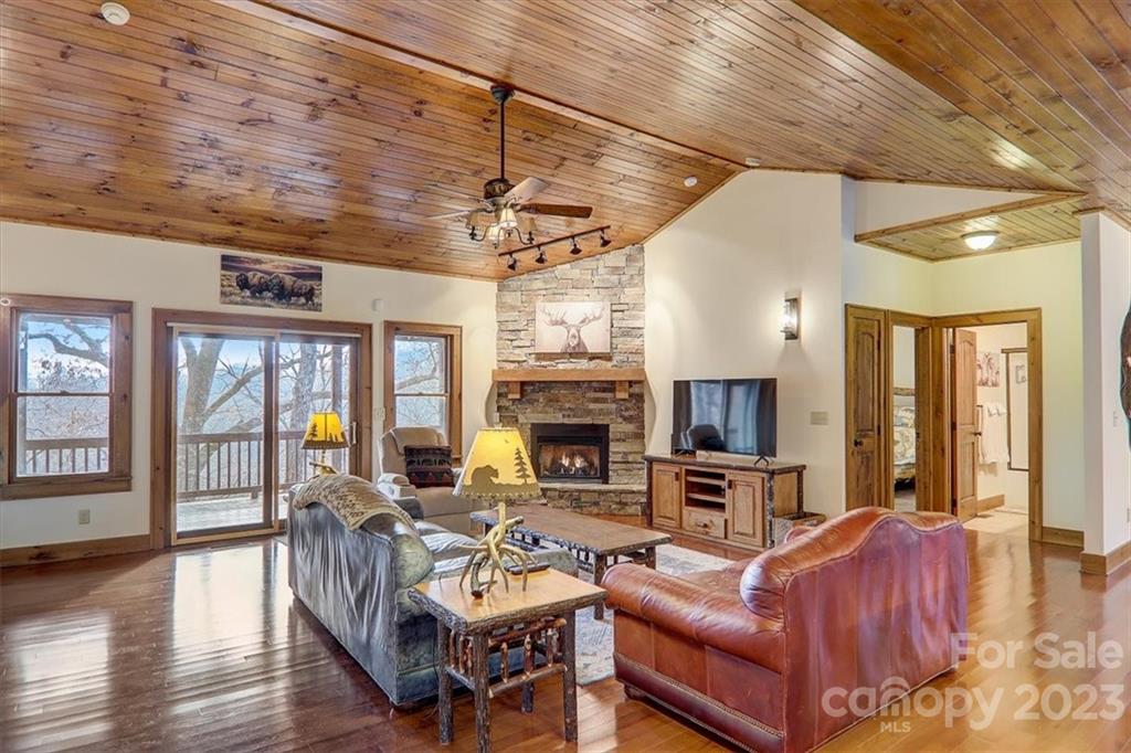 80 Constitution Avenue Waynesville NC 28785