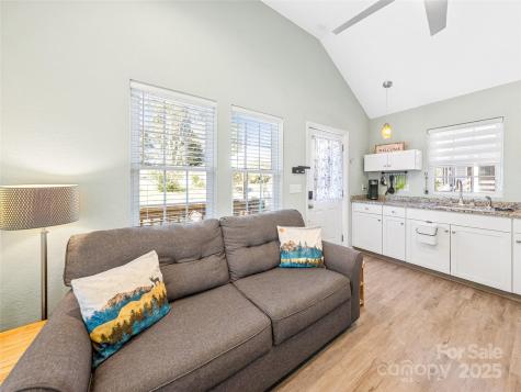 91 Virginia Avenue Asheville NC 28806