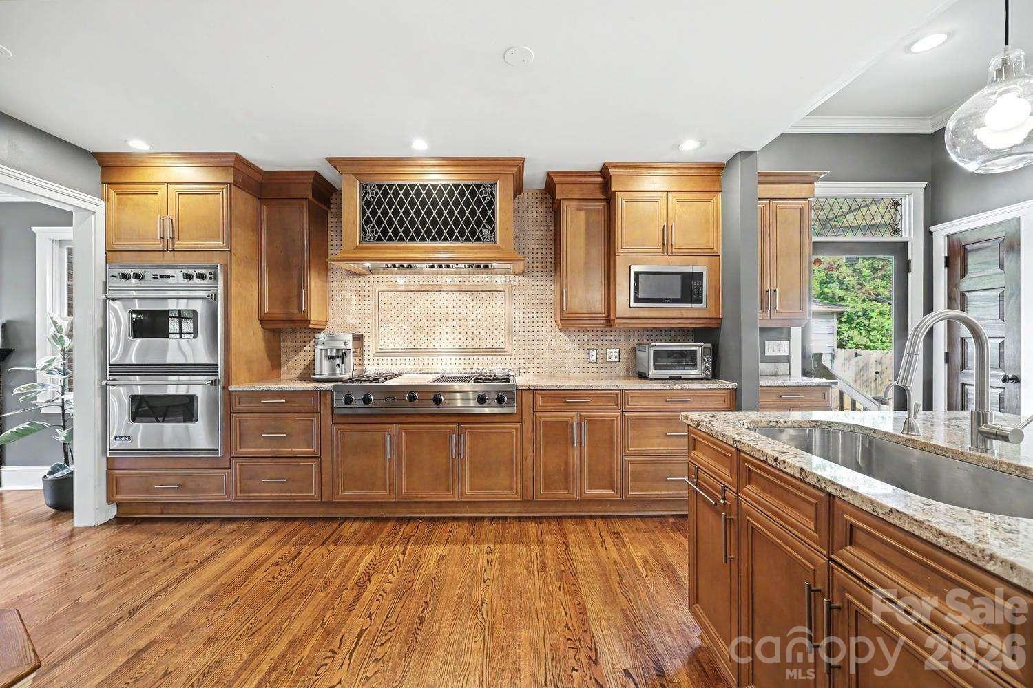 2215 Hassell Place Charlotte NC 28209