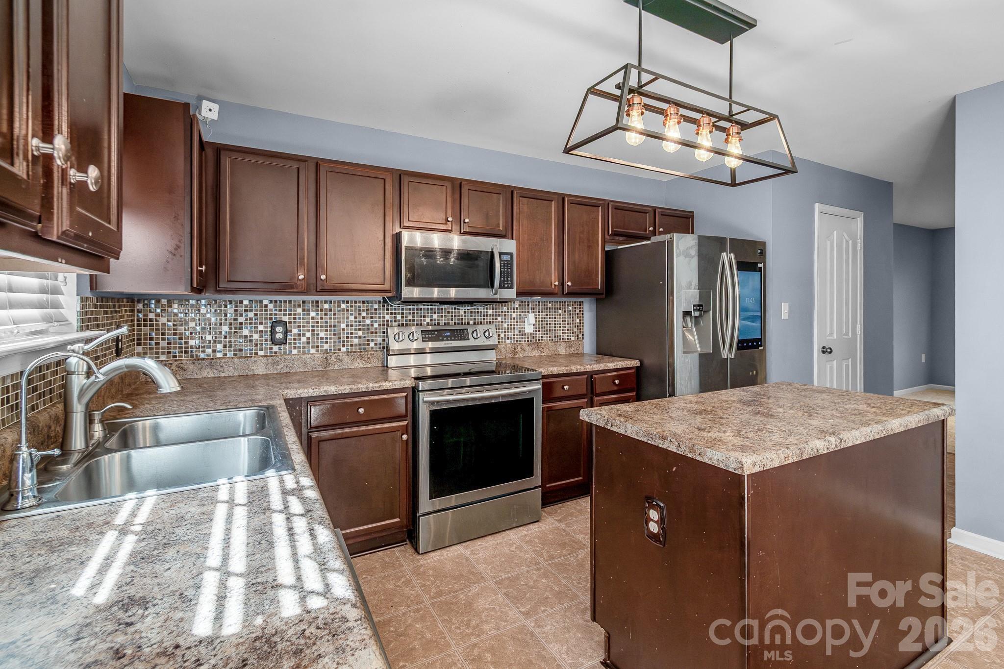 9520 Eagle Feathers Drive Charlotte NC 28214