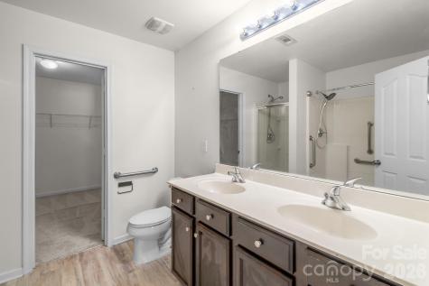 9520 Eagle Feathers Drive Charlotte NC 28214