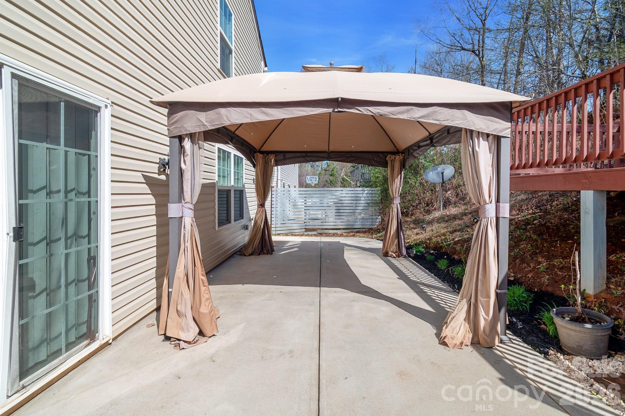 9520 Eagle Feathers Drive Charlotte NC 28214