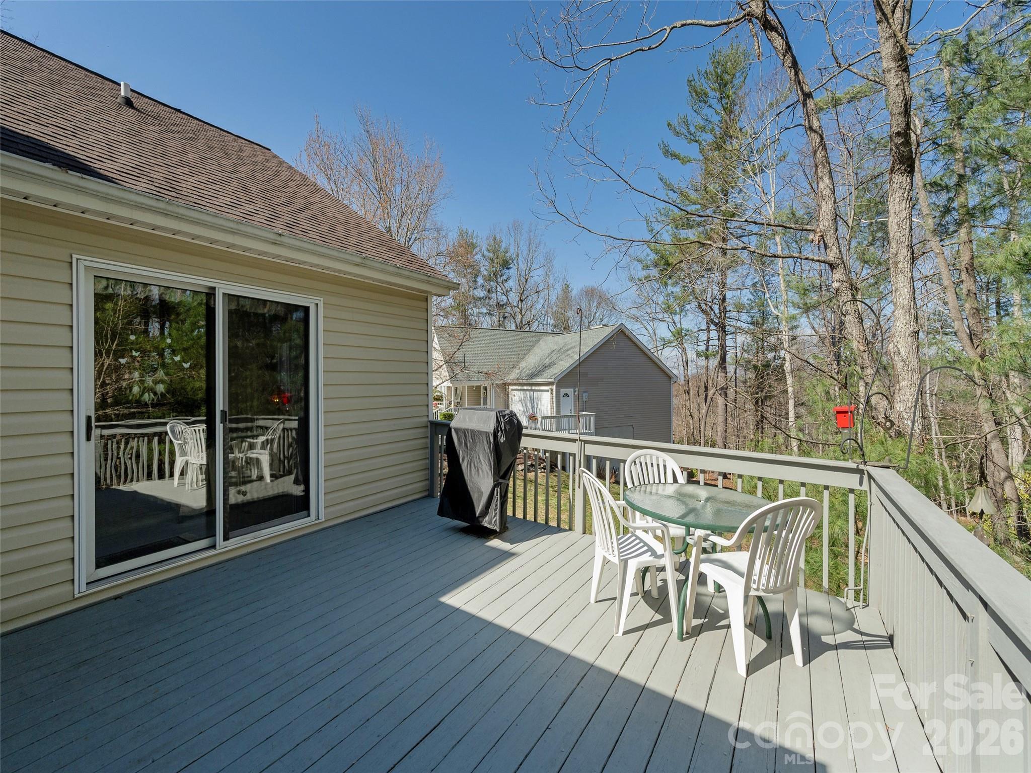 206 Black Oak Lane Hendersonville NC 28791