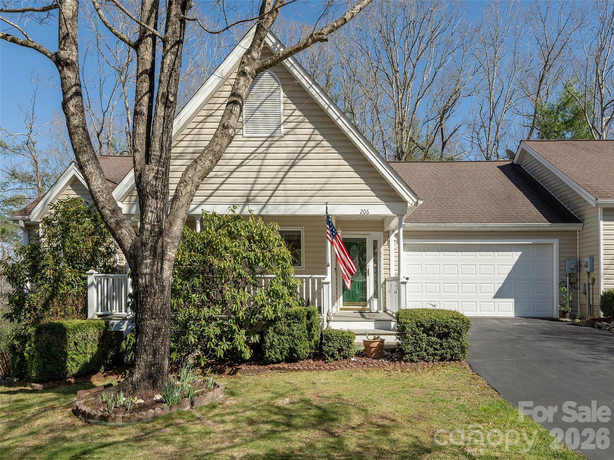 206 Black Oak Lane Hendersonville NC 28791