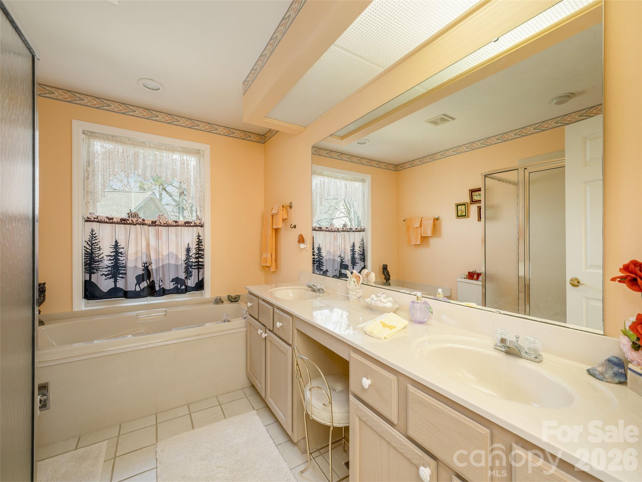 206 Black Oak Lane Hendersonville NC 28791