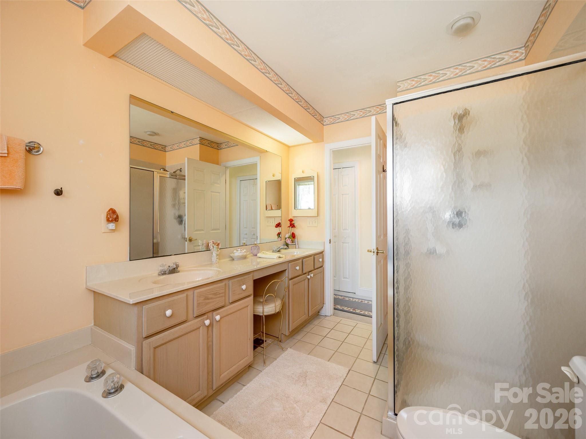 206 Black Oak Lane Hendersonville NC 28791