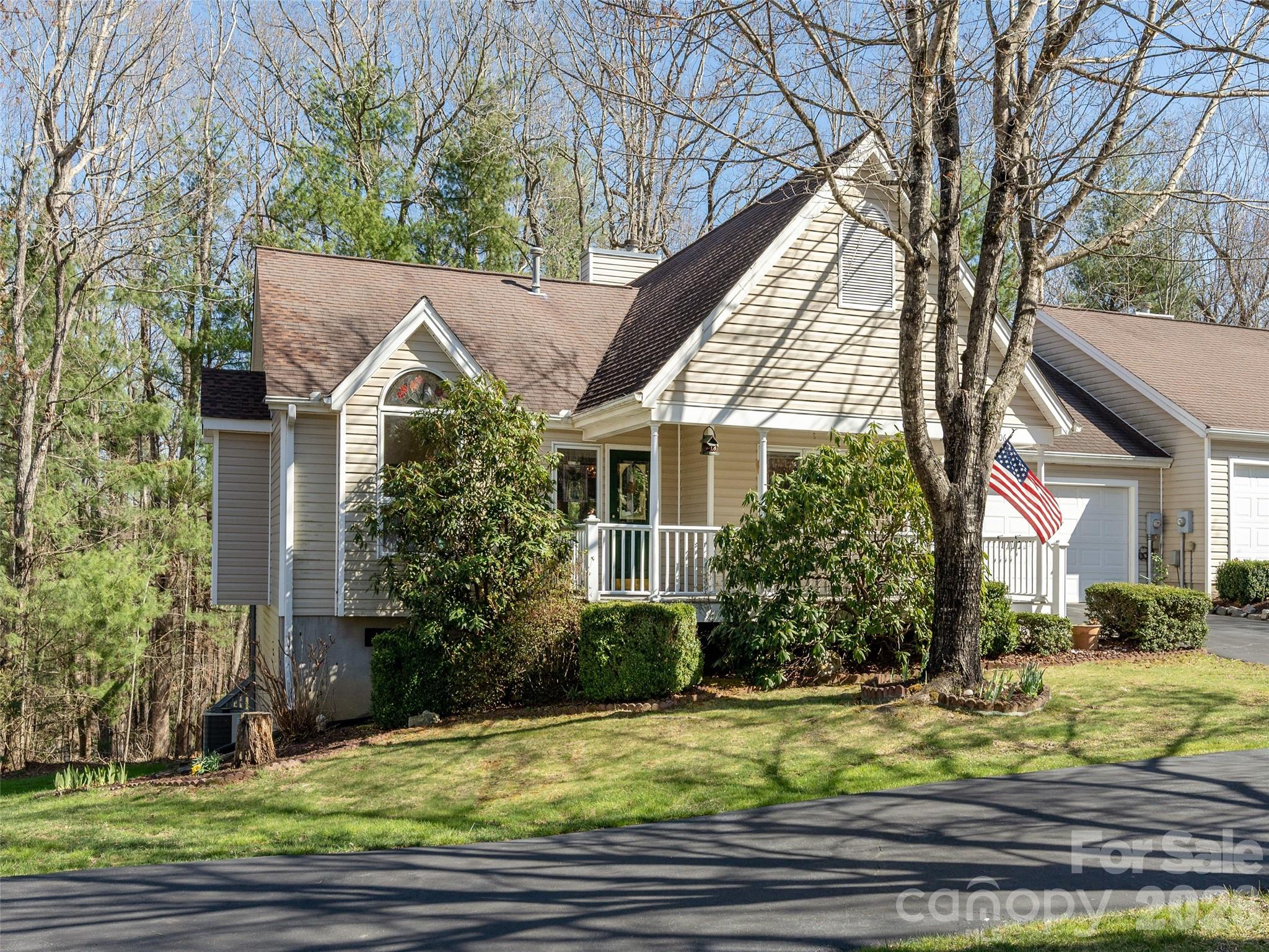 206 Black Oak Lane Hendersonville NC 28791