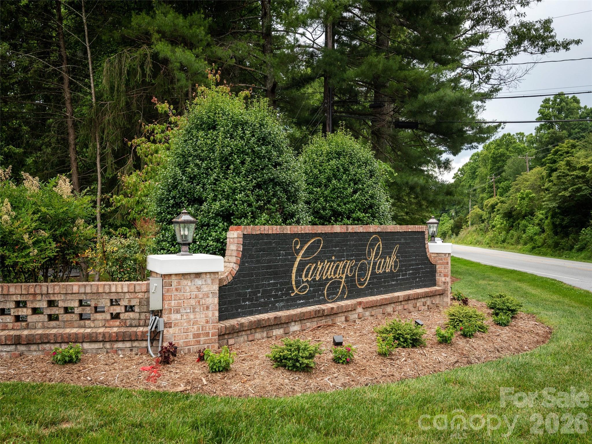 206 Black Oak Lane Hendersonville NC 28791