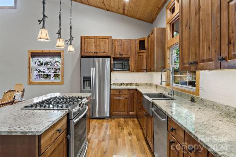107 5th Street Black Mountain NC 28711