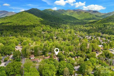 107 5th Street Black Mountain NC 28711