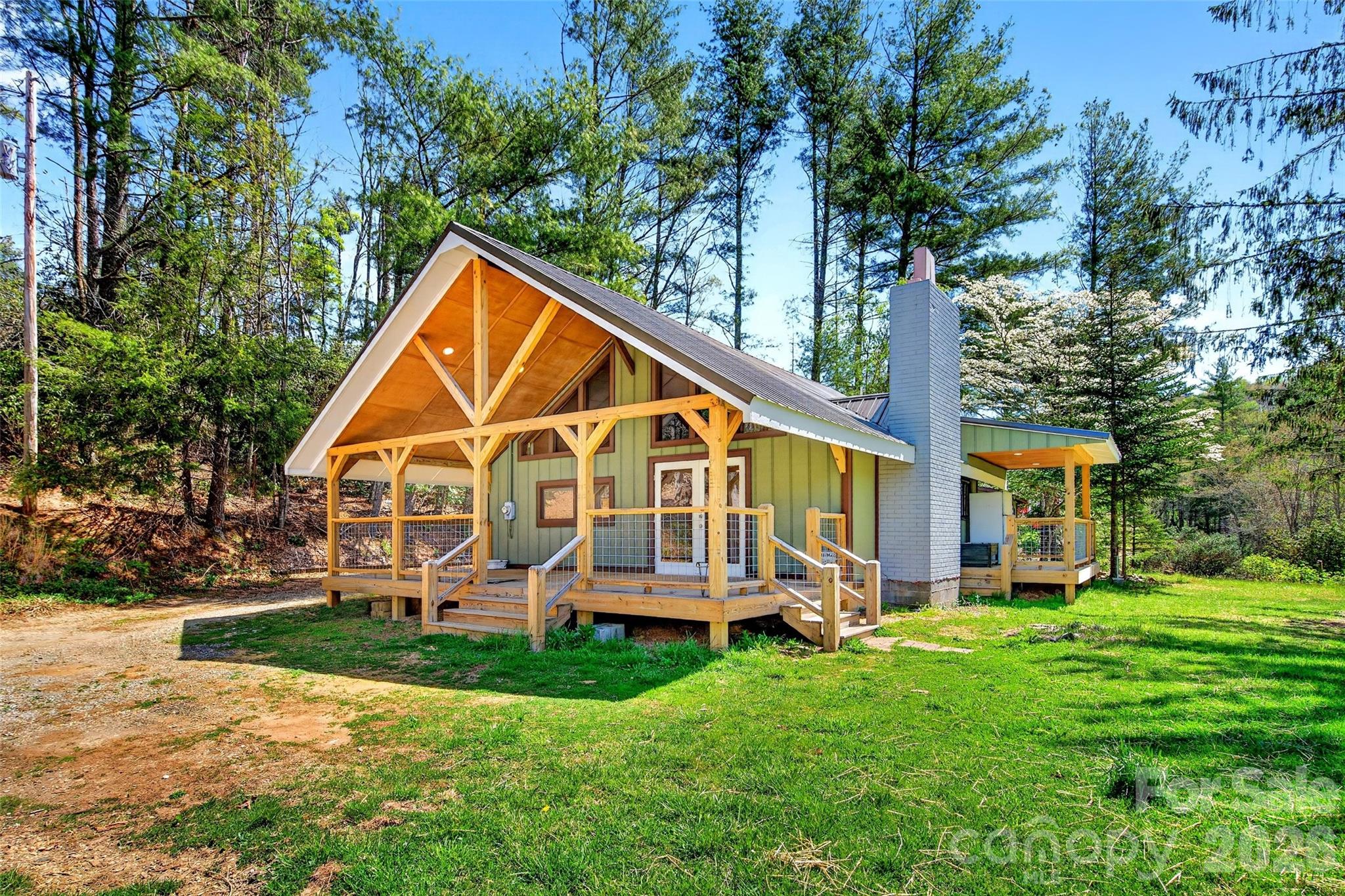 1959 Jackson Town Road Spruce Pine NC 28777