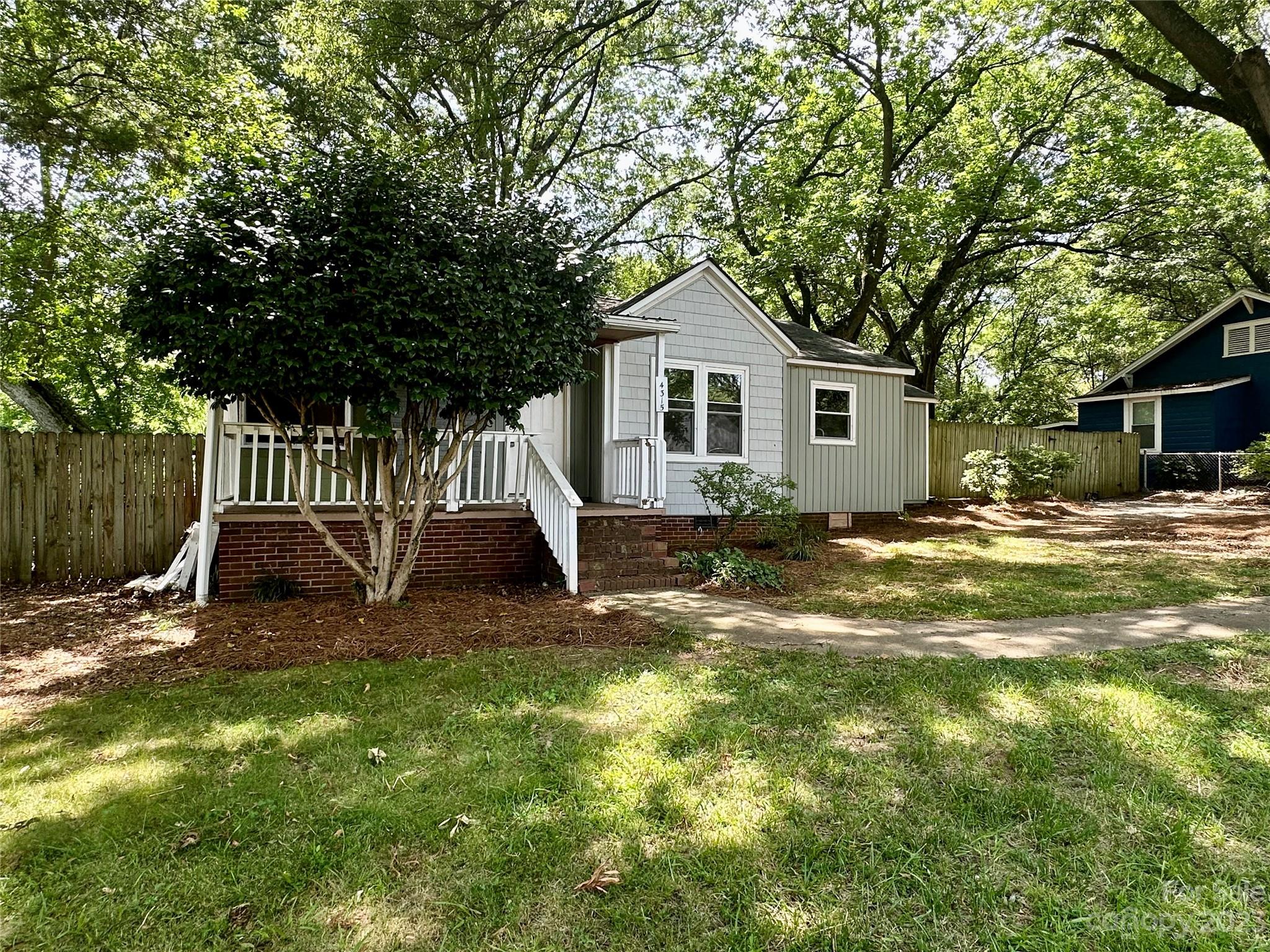 4315 Glenwood Drive Charlotte NC 28208
