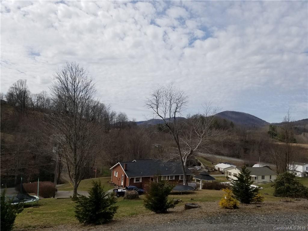 191 Bear Wallow Road Burnsville NC 28714