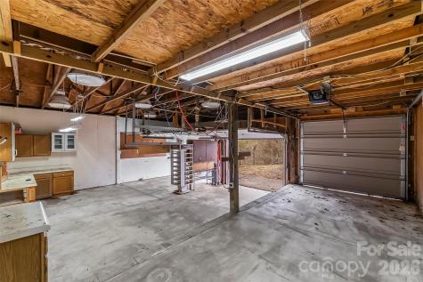 350 Sandy Bottom Road Marshall NC 28753