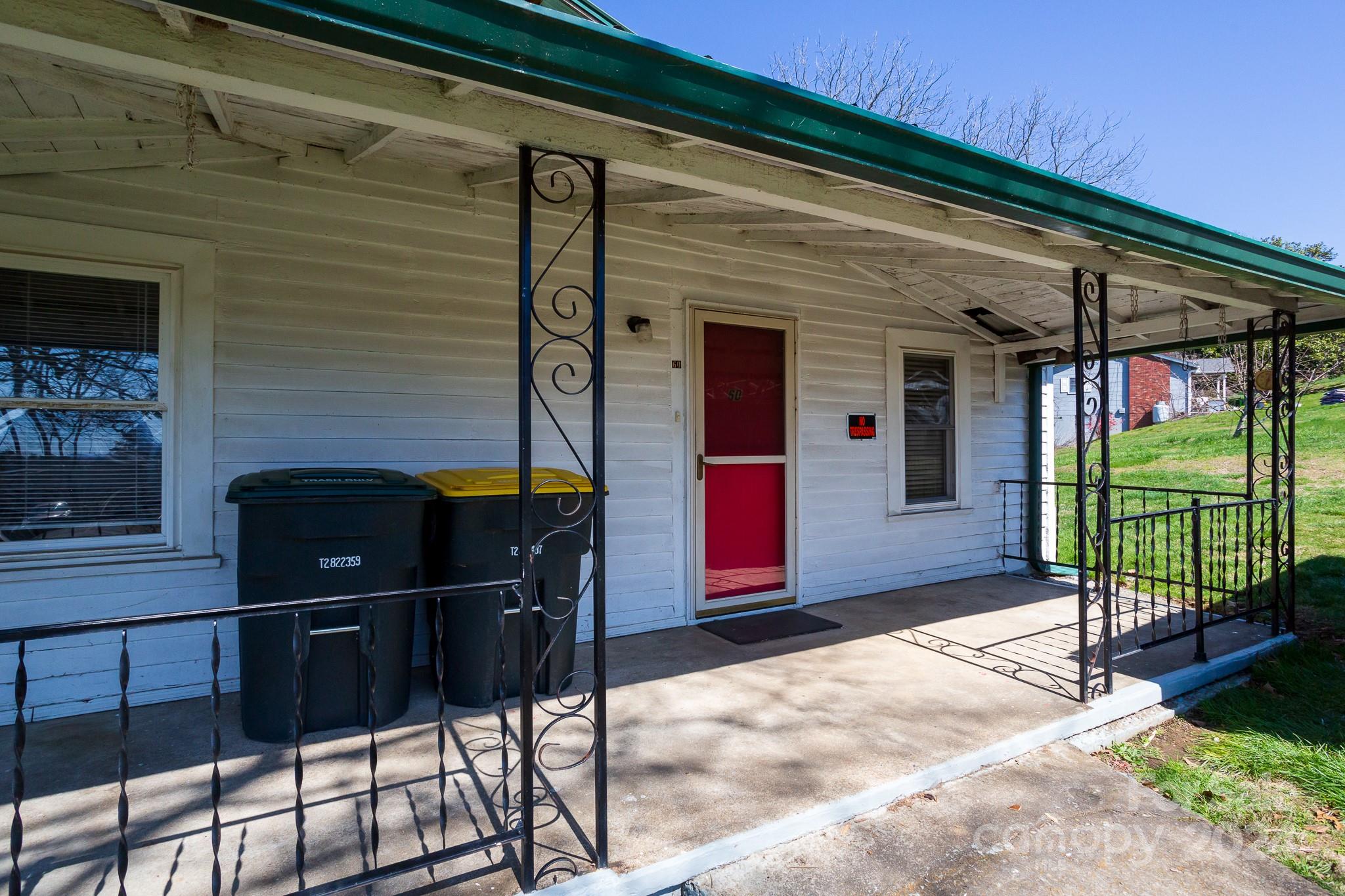 60 Chestnut Ridge Avenue Asheville NC 28804