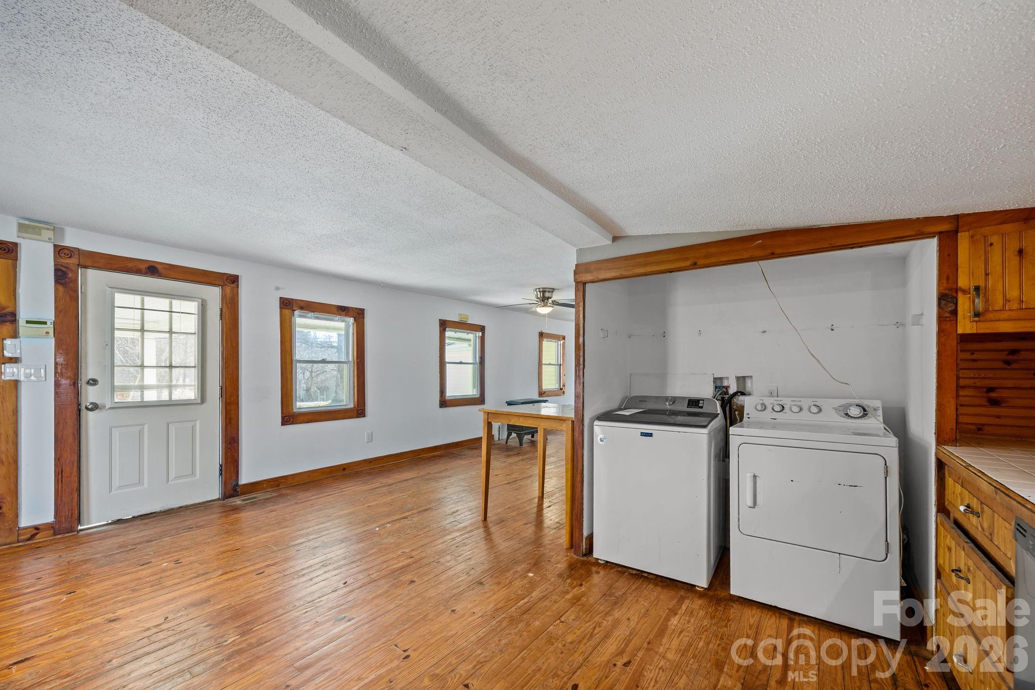 99 Wakefield Drive Hendersonville NC 28792