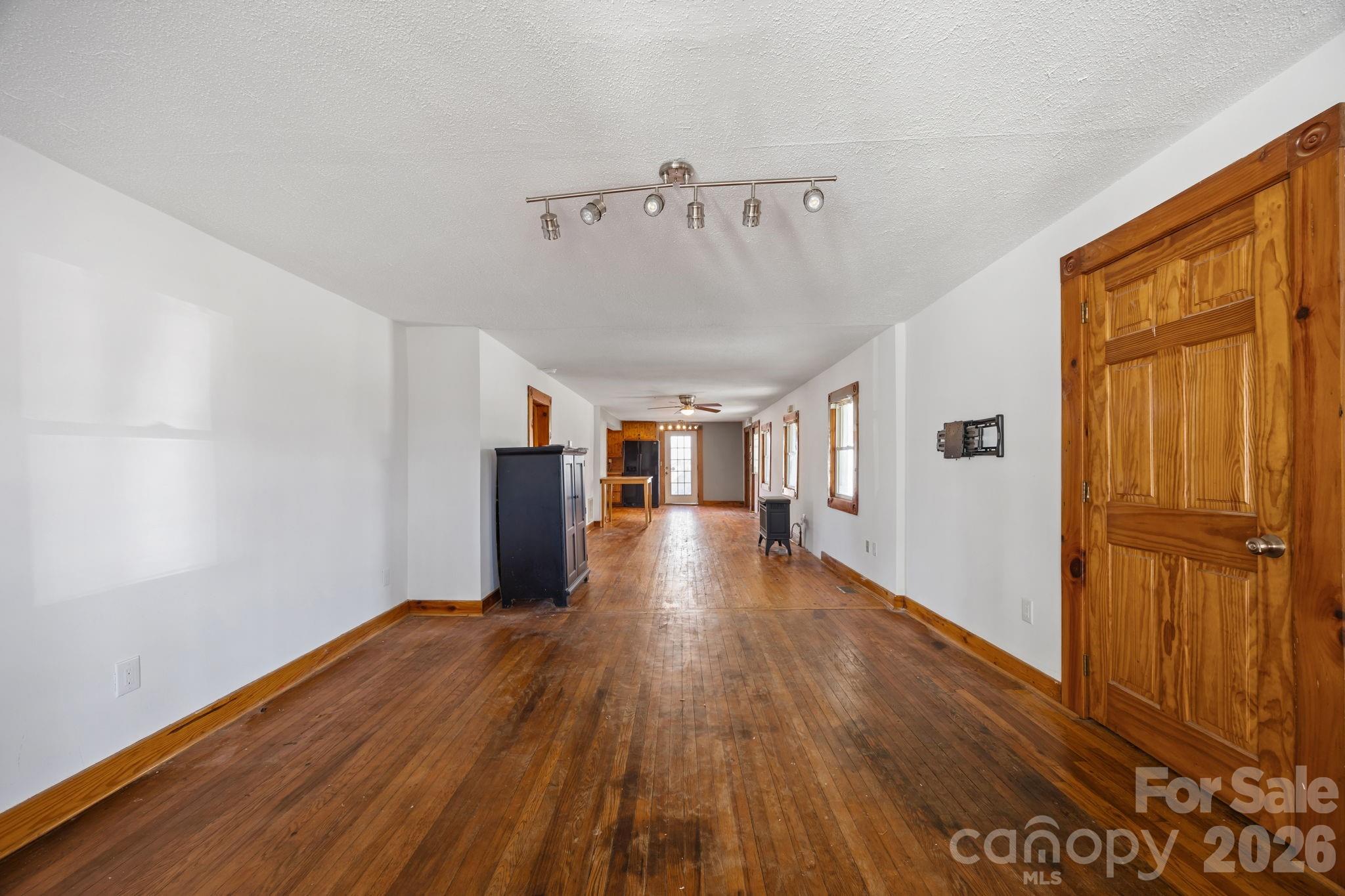 99 Wakefield Drive Hendersonville NC 28792