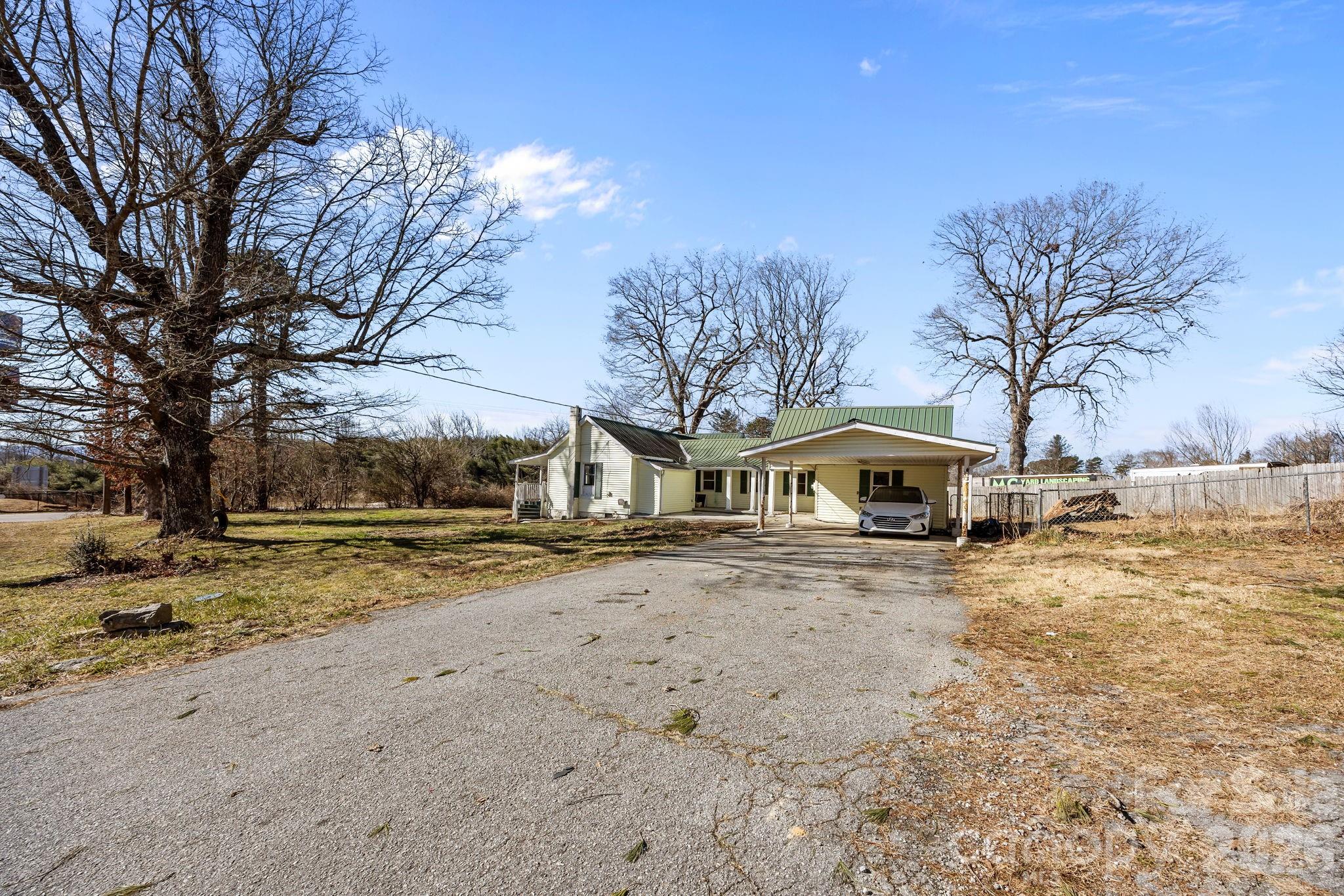 99 Wakefield Drive Hendersonville NC 28792