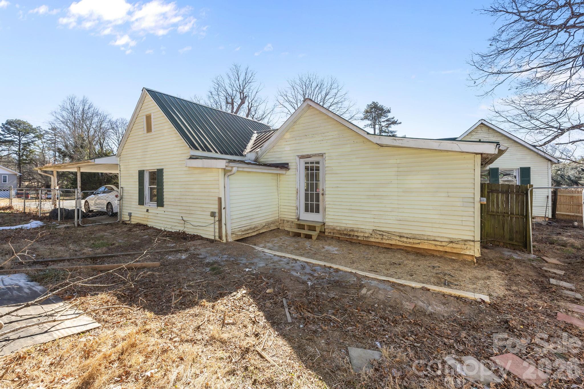 99 Wakefield Drive Hendersonville NC 28792