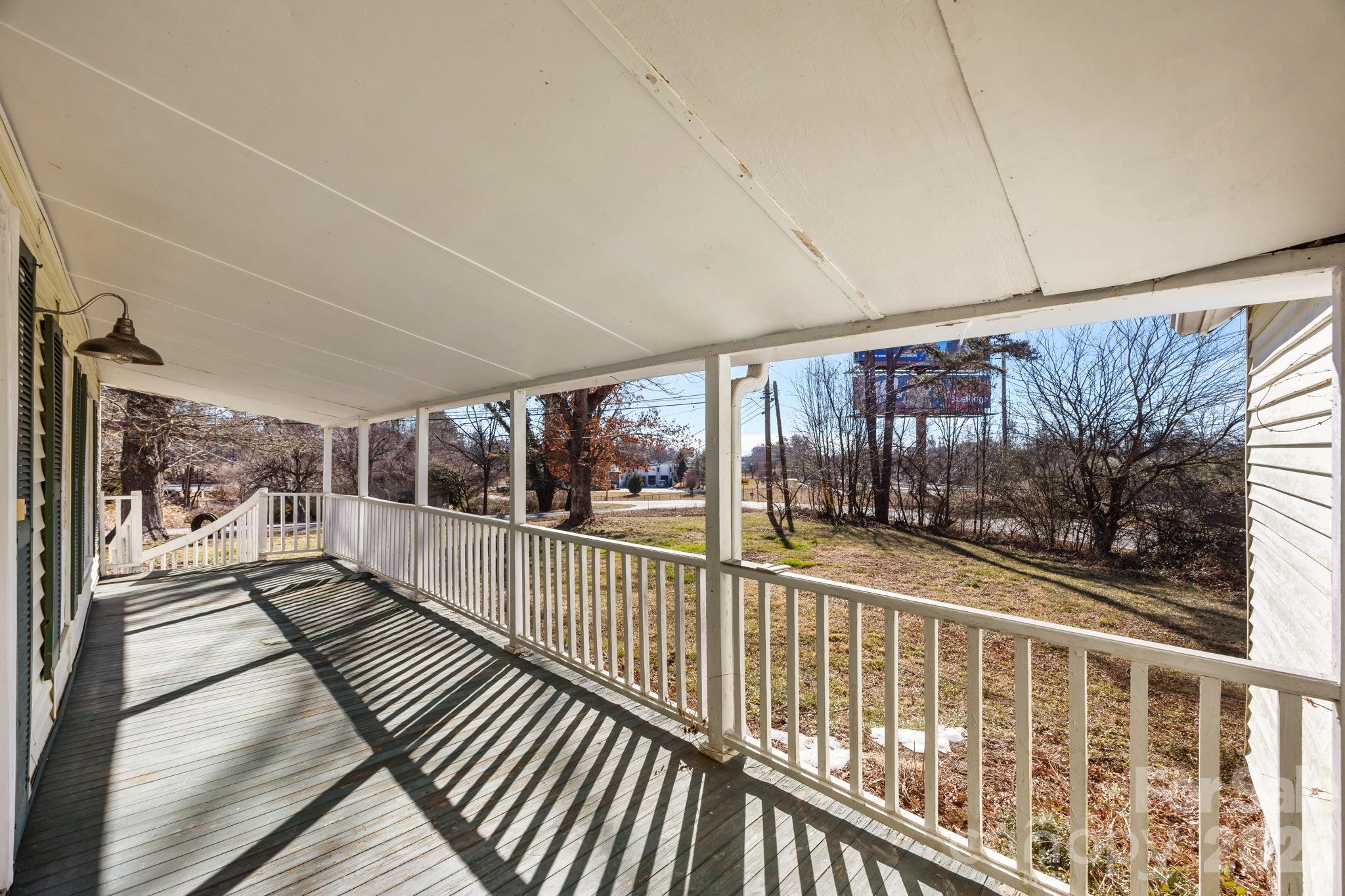 99 Wakefield Drive Hendersonville NC 28792