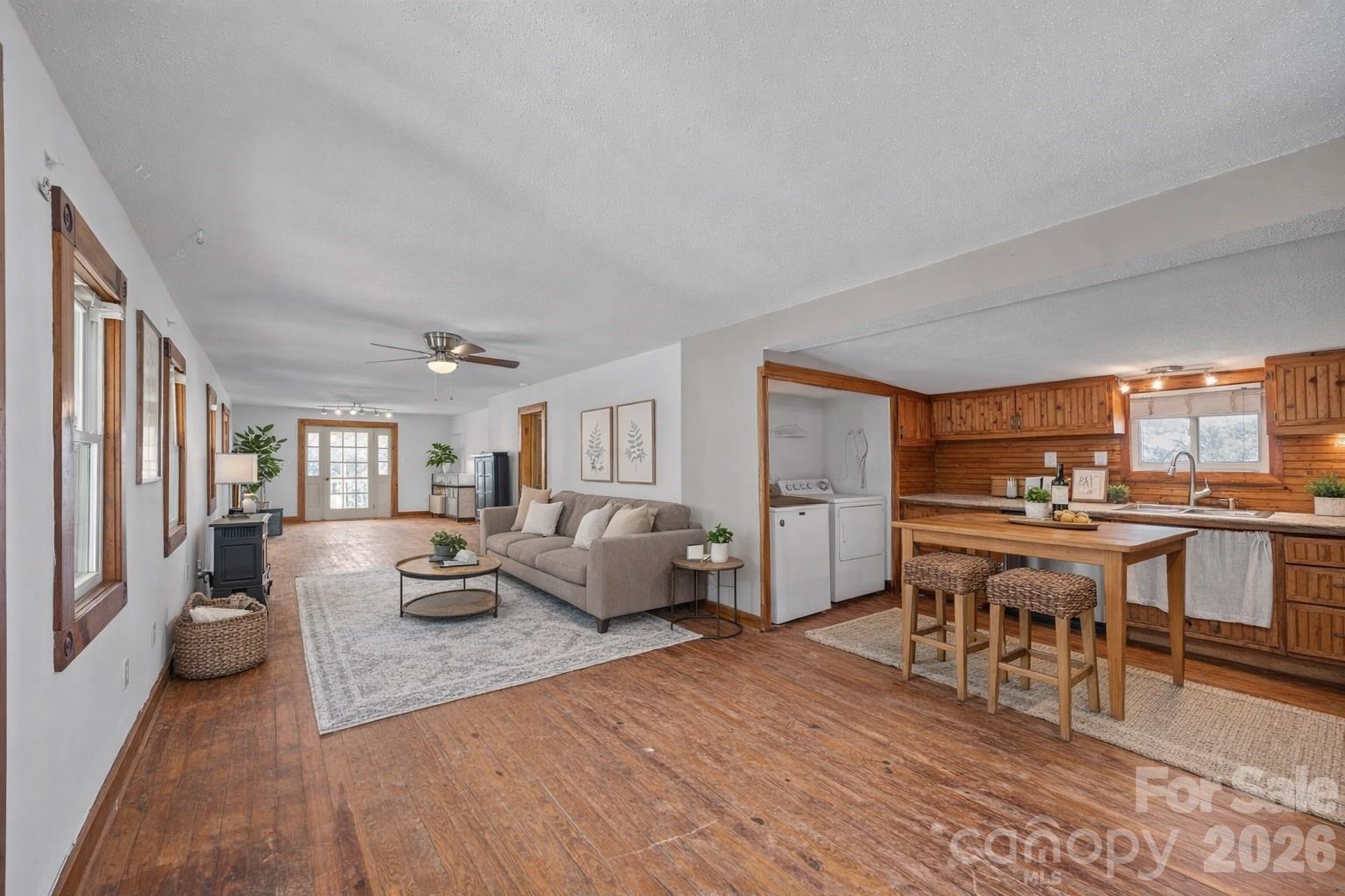 99 Wakefield Drive Hendersonville NC 28792