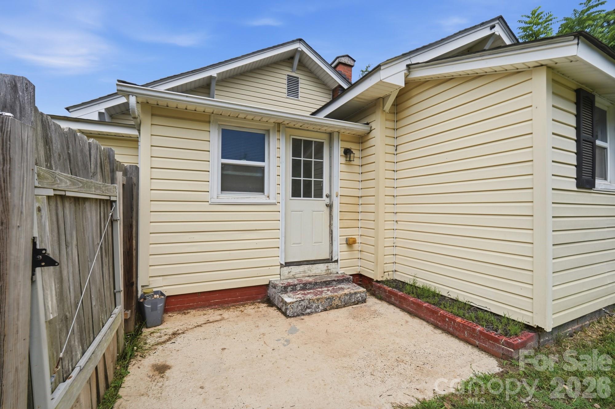 1002 N Ridge Avenue Kannapolis NC 28083