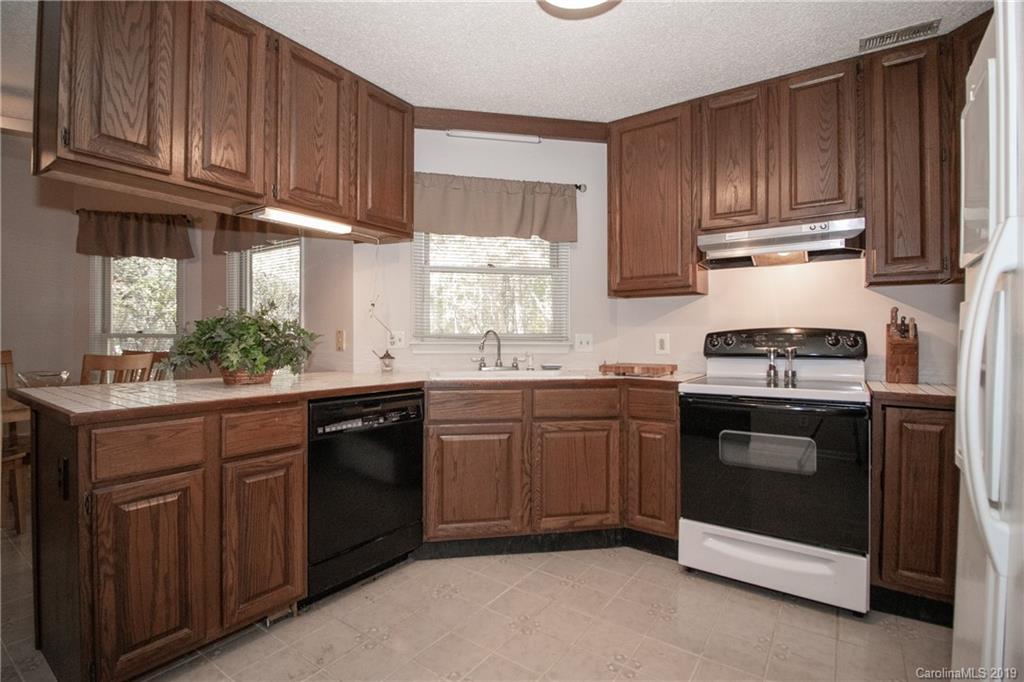 5024 Mount Holly Huntersville Road Charlotte NC 28216