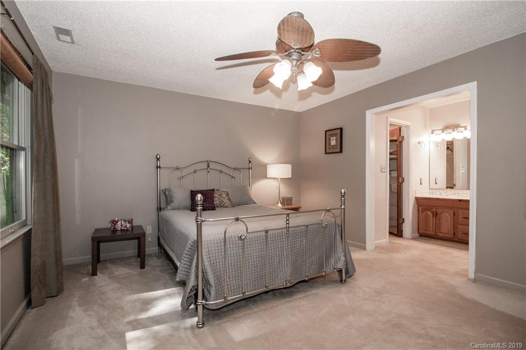 5024 Mount Holly Huntersville Road Charlotte NC 28216